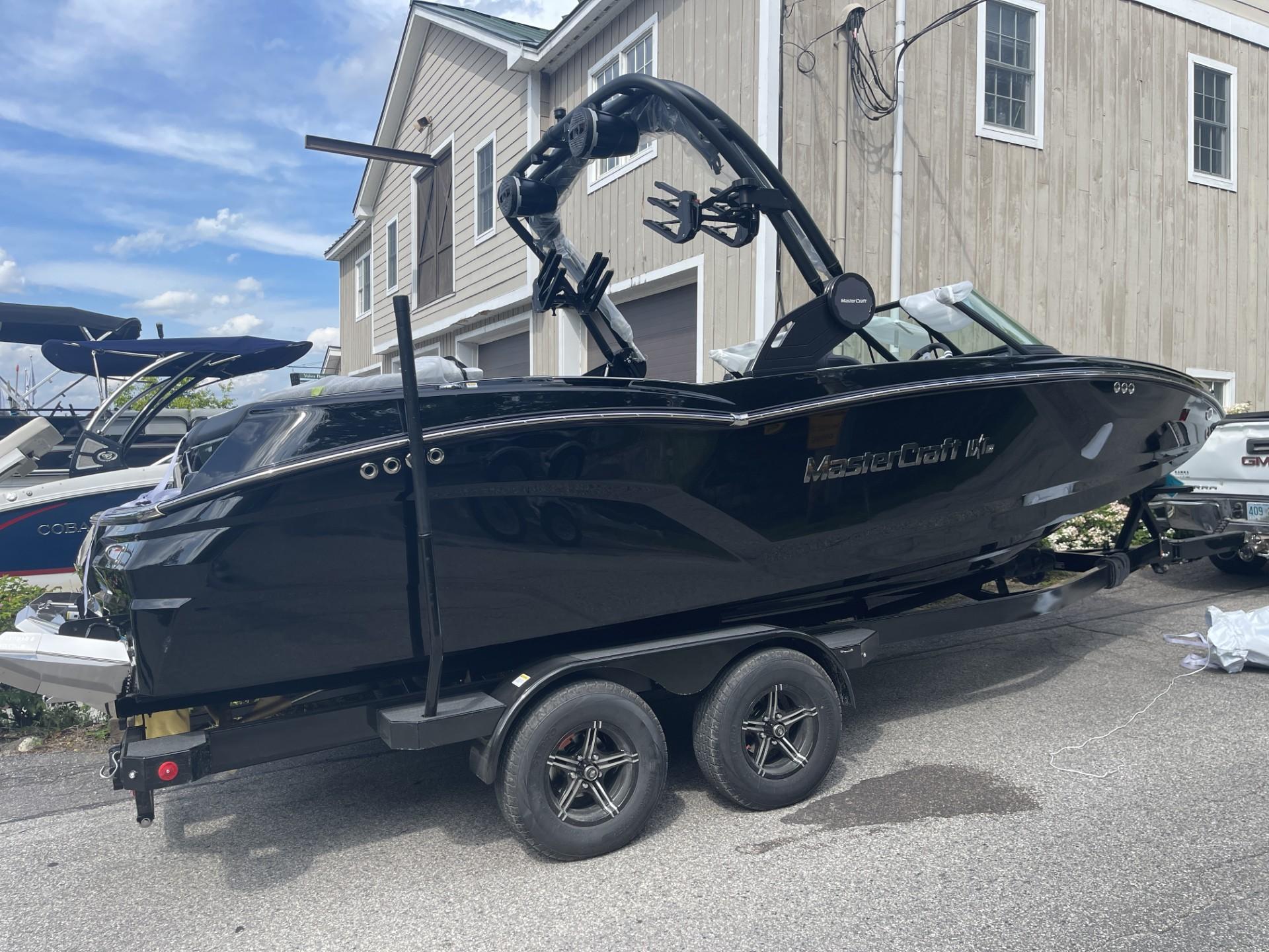 2025 MasterCraft NXT22 ICON