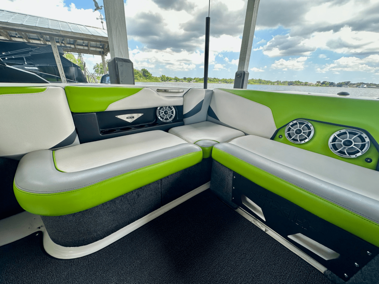 2016 Axis T22 &#8211; Must See!