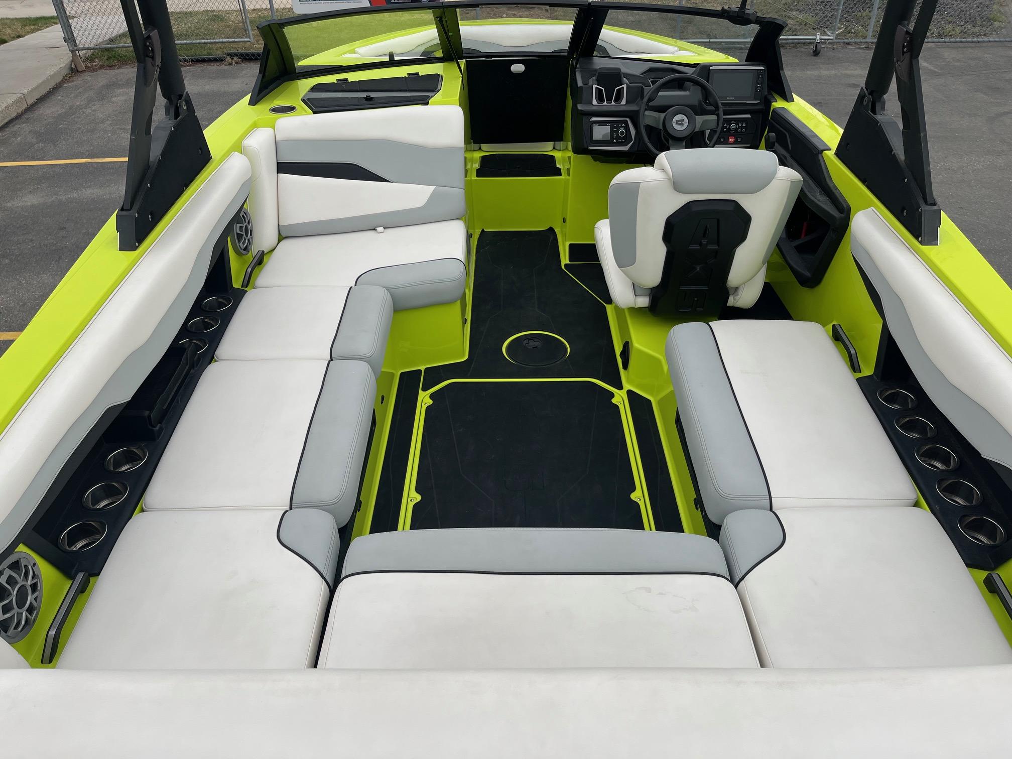 2023 Axis T220