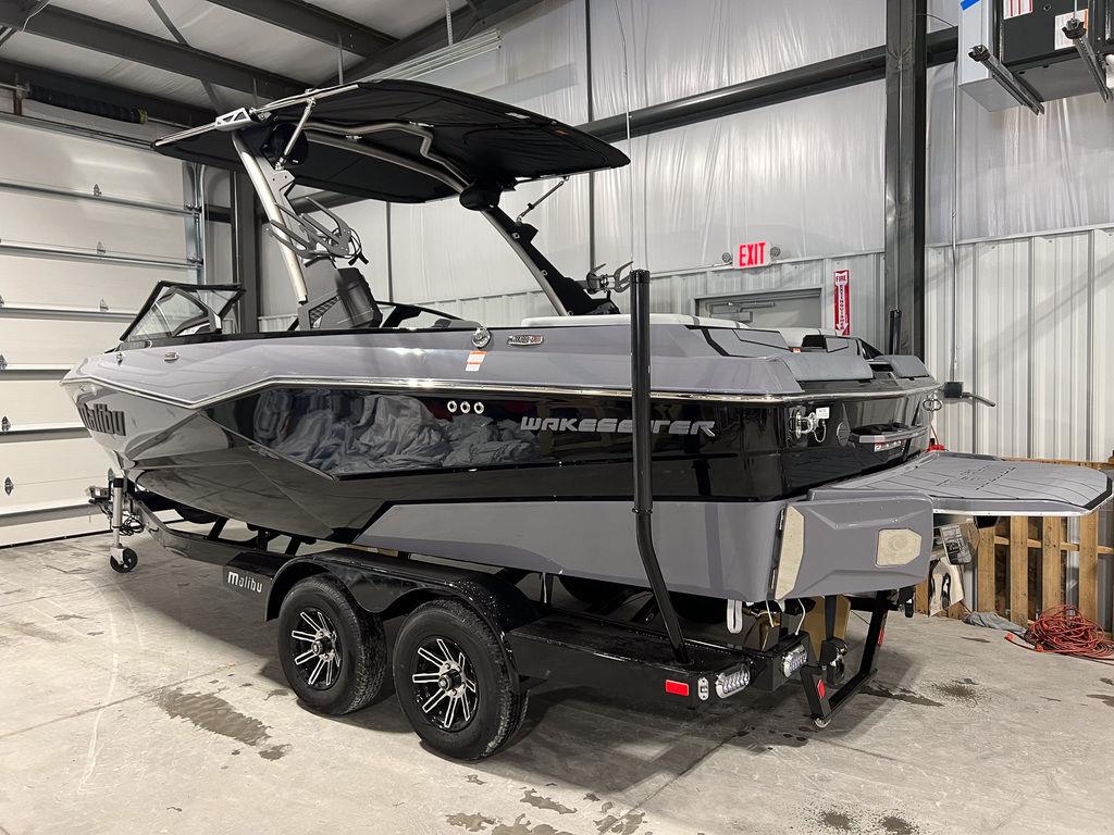 2024 Malibu Boats 22 LSV