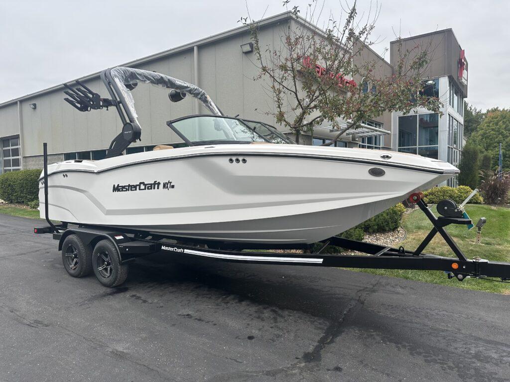 boat.Title