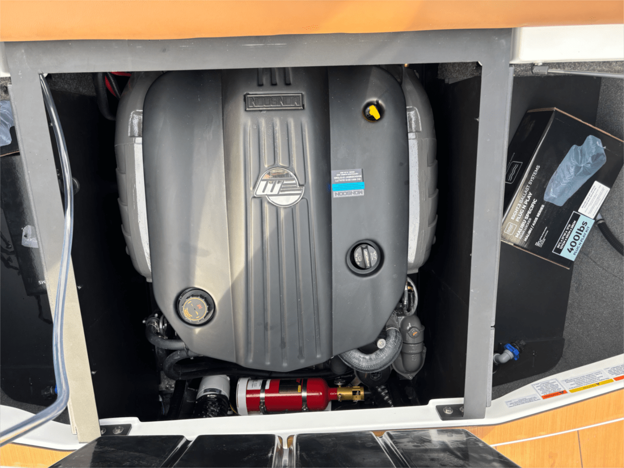 2025 Axis T220