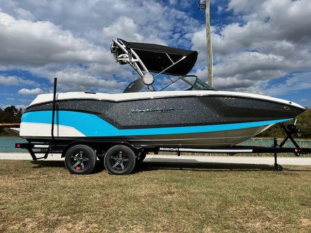 2024 MasterCraft NXT22