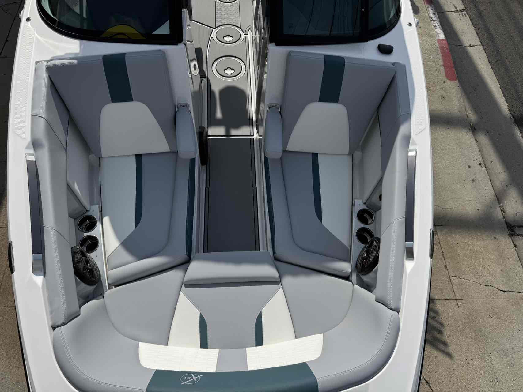 2025 MasterCraft X24