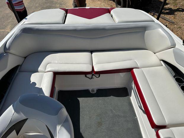 2010 MasterCraft X2