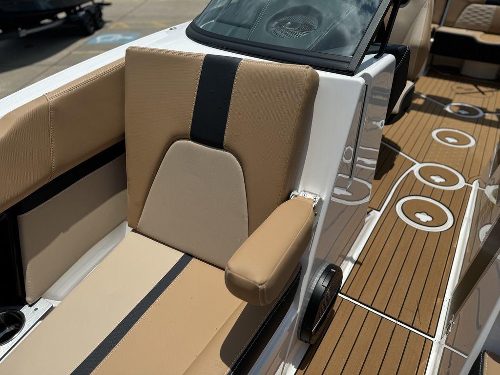 2024 MasterCraft X24
