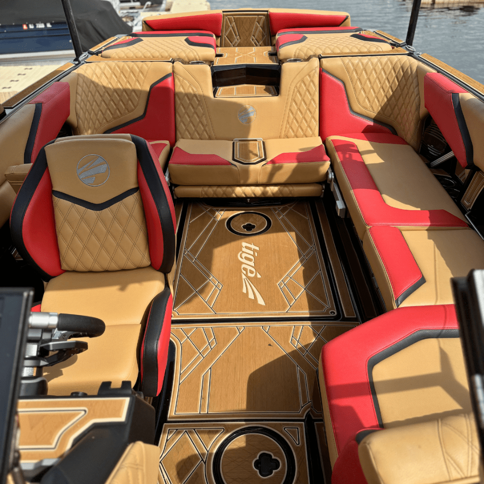 boat.Title