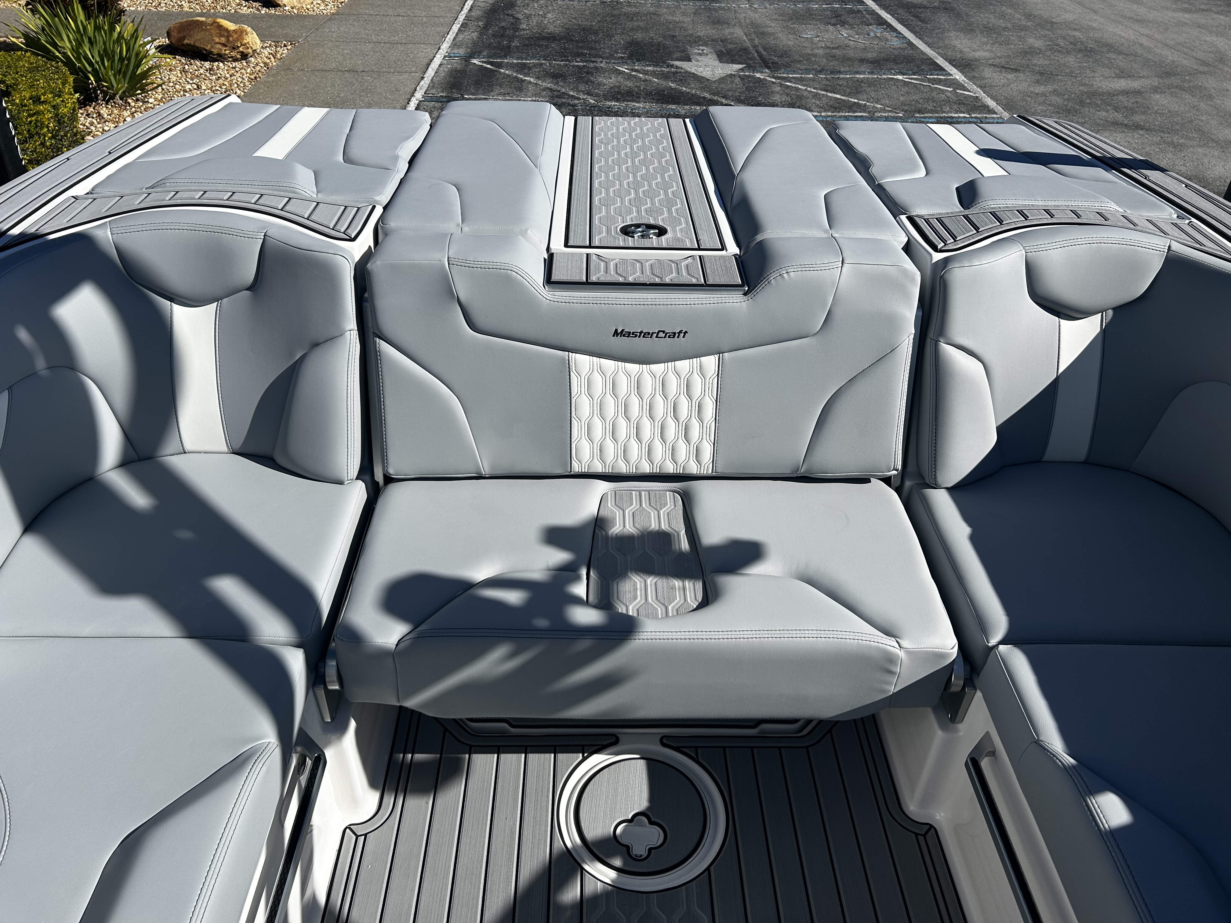 2024 MasterCraft XT22T