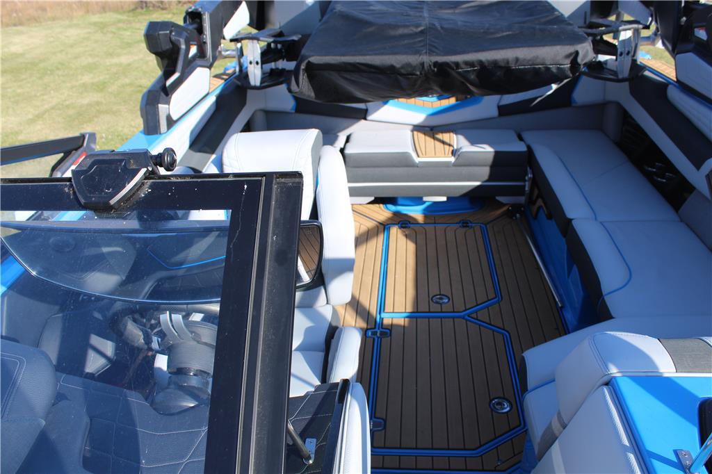 2023 Nautique G23