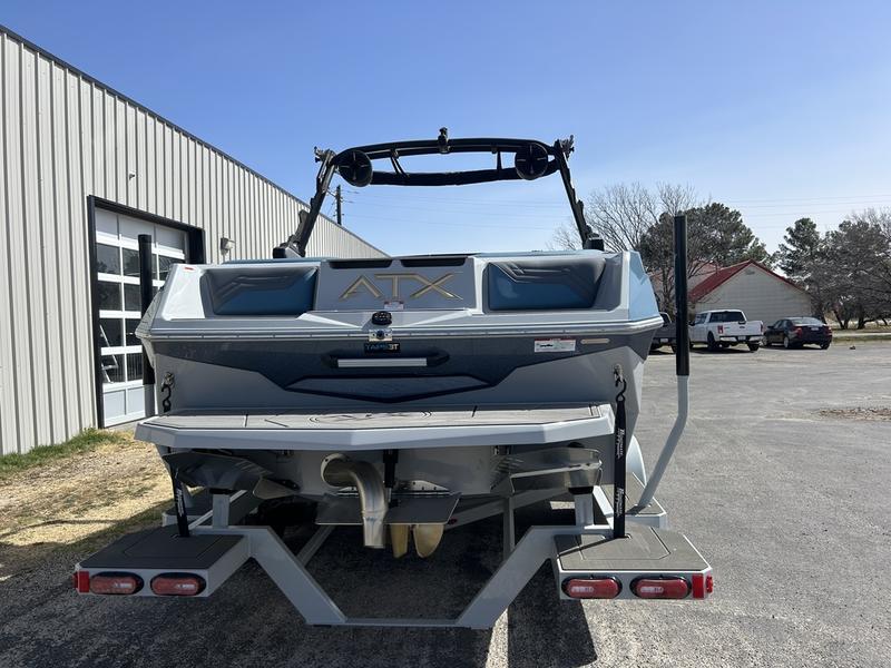 boat.Title