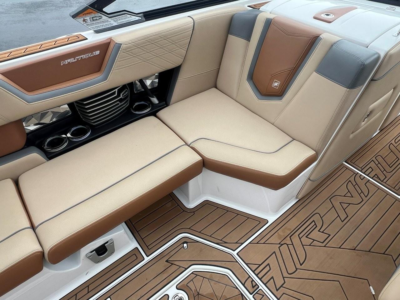 2019 Nautique G25