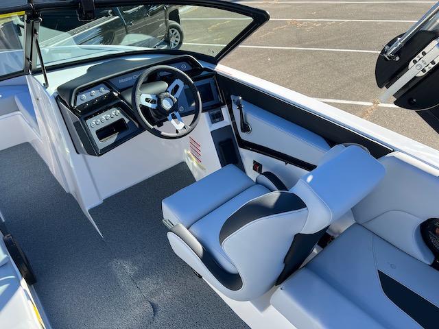 2024 MasterCraft NXT21