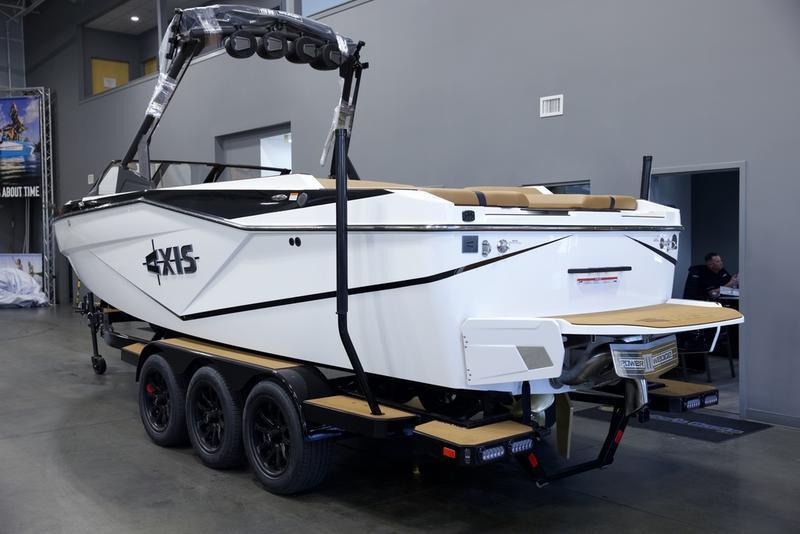 2025 Axis T250
