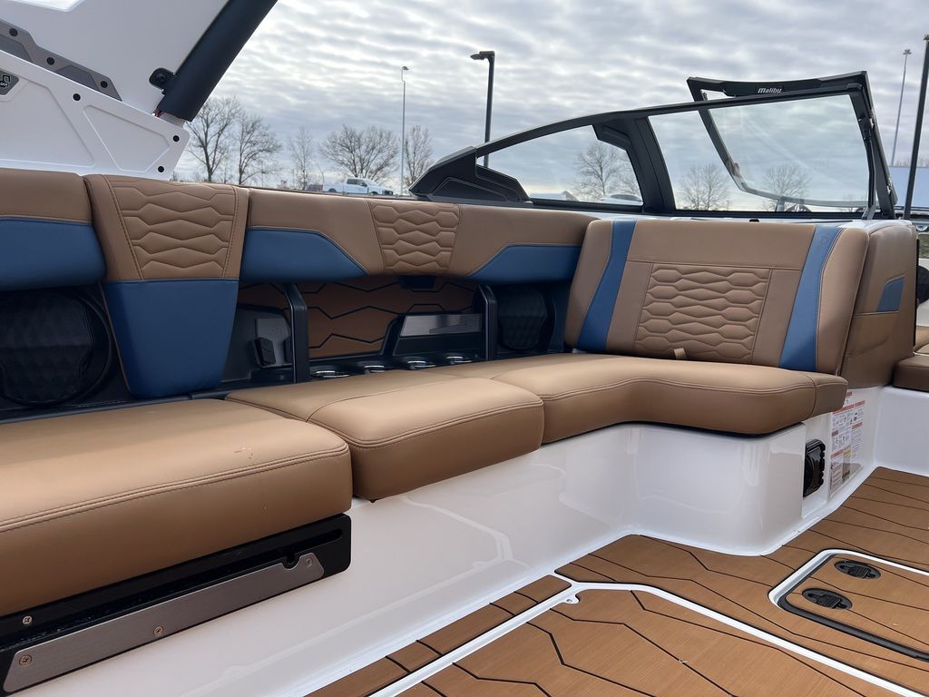 2025 Malibu Boats 24 MXZ