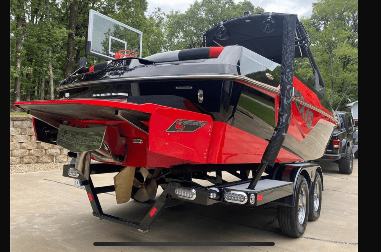 2021 Axis Wake Research T23