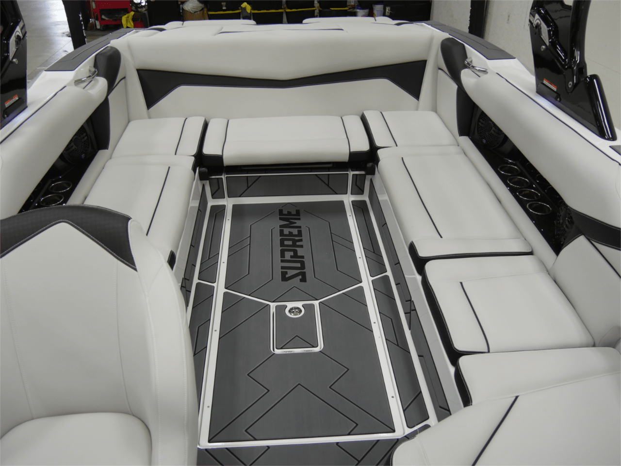 2025 Supreme S240 – Stone Gray