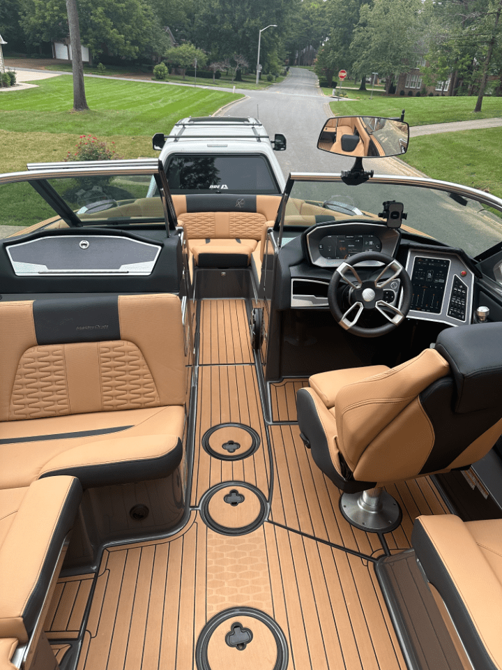 2021 Mastercraft X24 FastFiill, dual screens, 4 tower speakers, low pro trailer, heater, and MORE