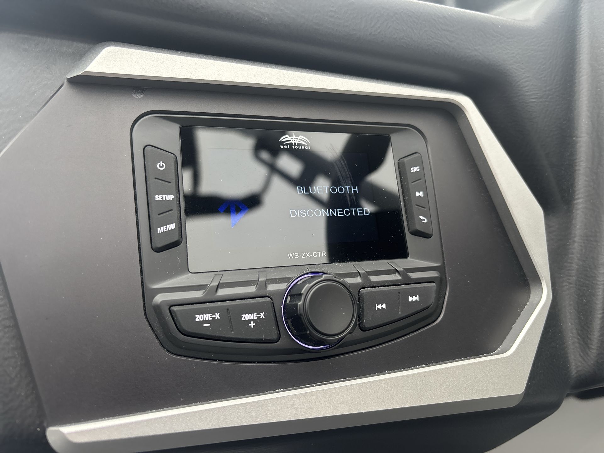 2025 Axis A225 Icon