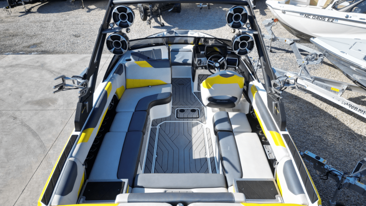 2018 Malibu Wakesetter 23 LSV