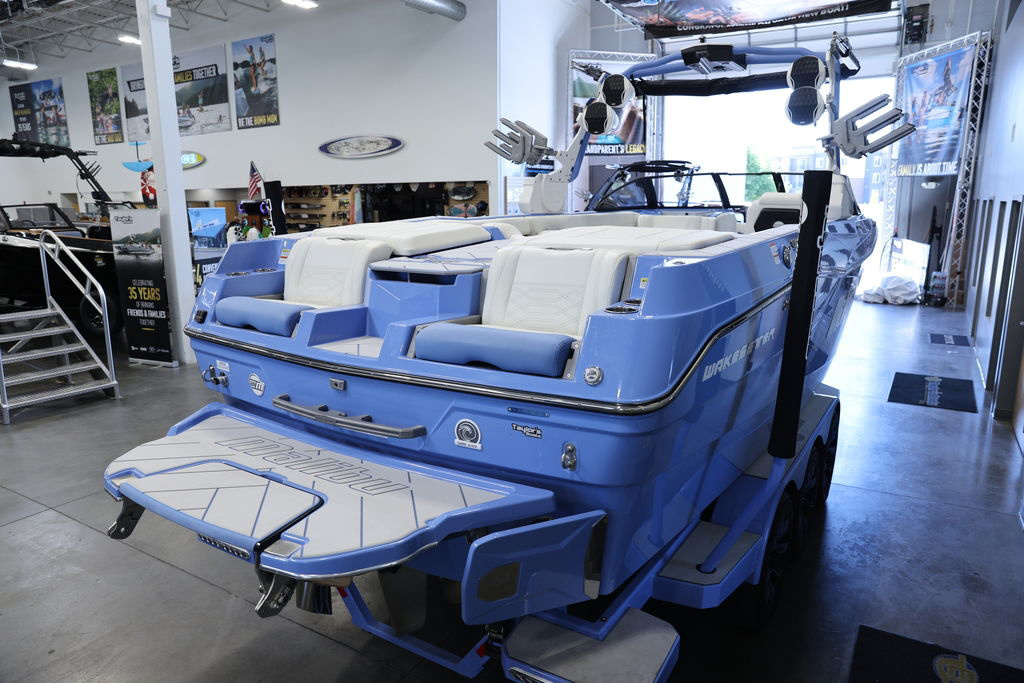 2024 Malibu 26 LSV