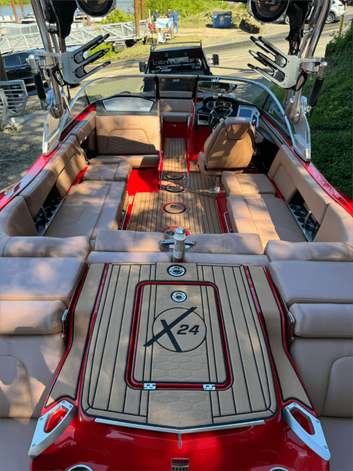 X24 Under Transferable Bow to Stern Warranty w/triple axle trailer Icon