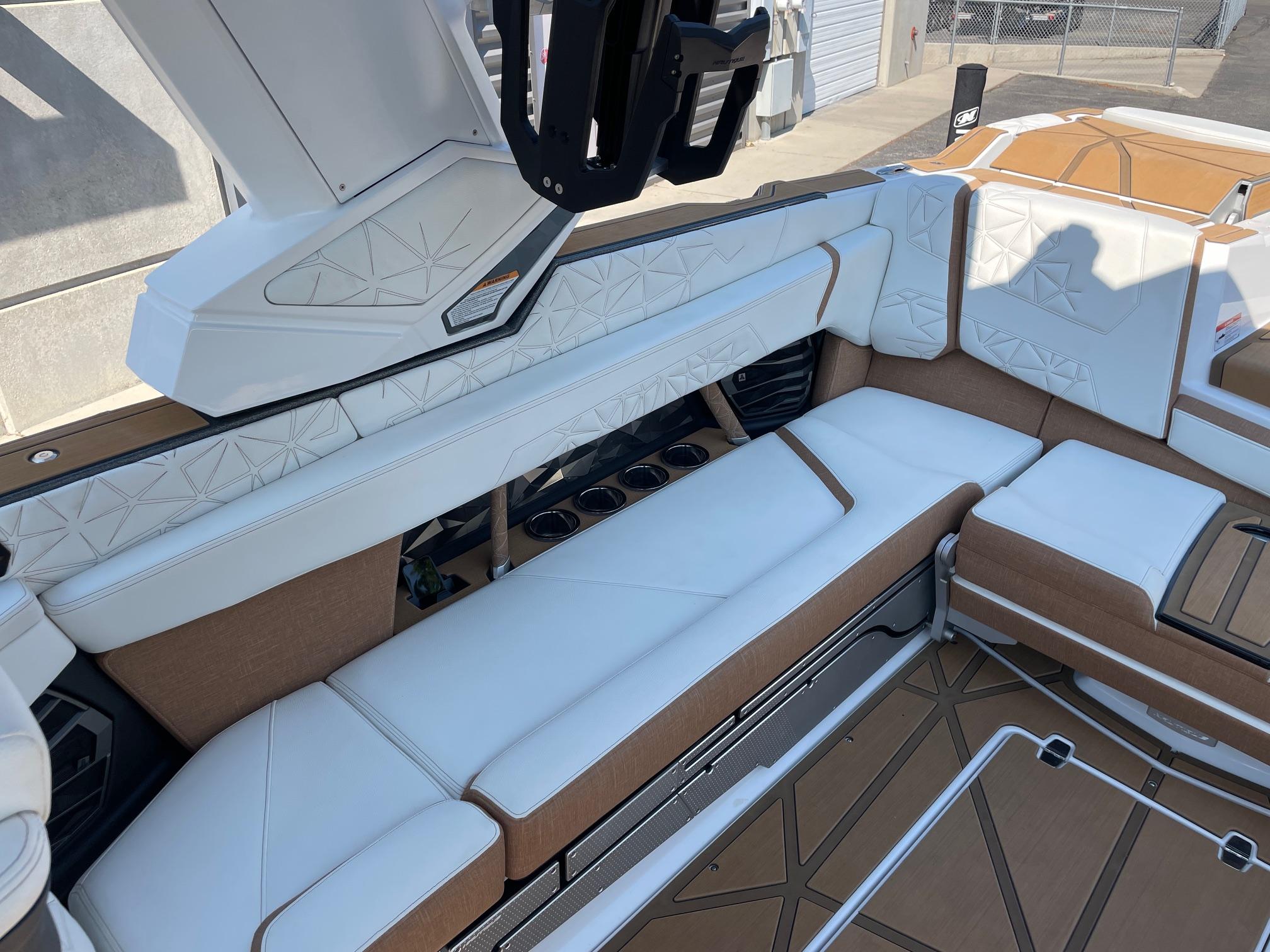 2024 NAUTIQUE G25 PARAGON W/ZZ8S SUPERCHARGED POWER PLANT