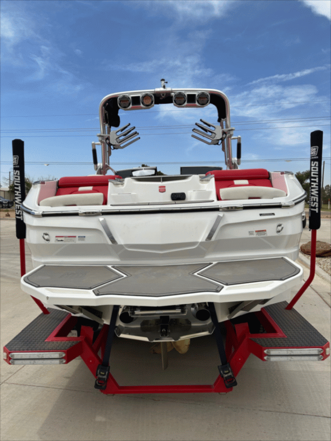 2019 MasterCraft X24