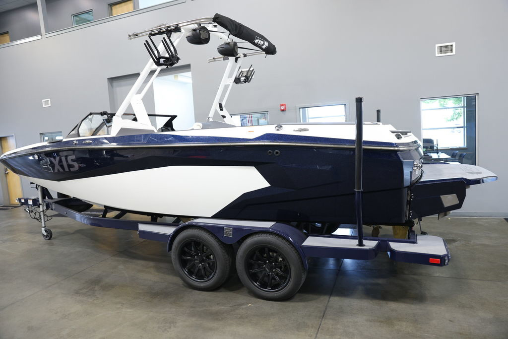 2024 Axis A225