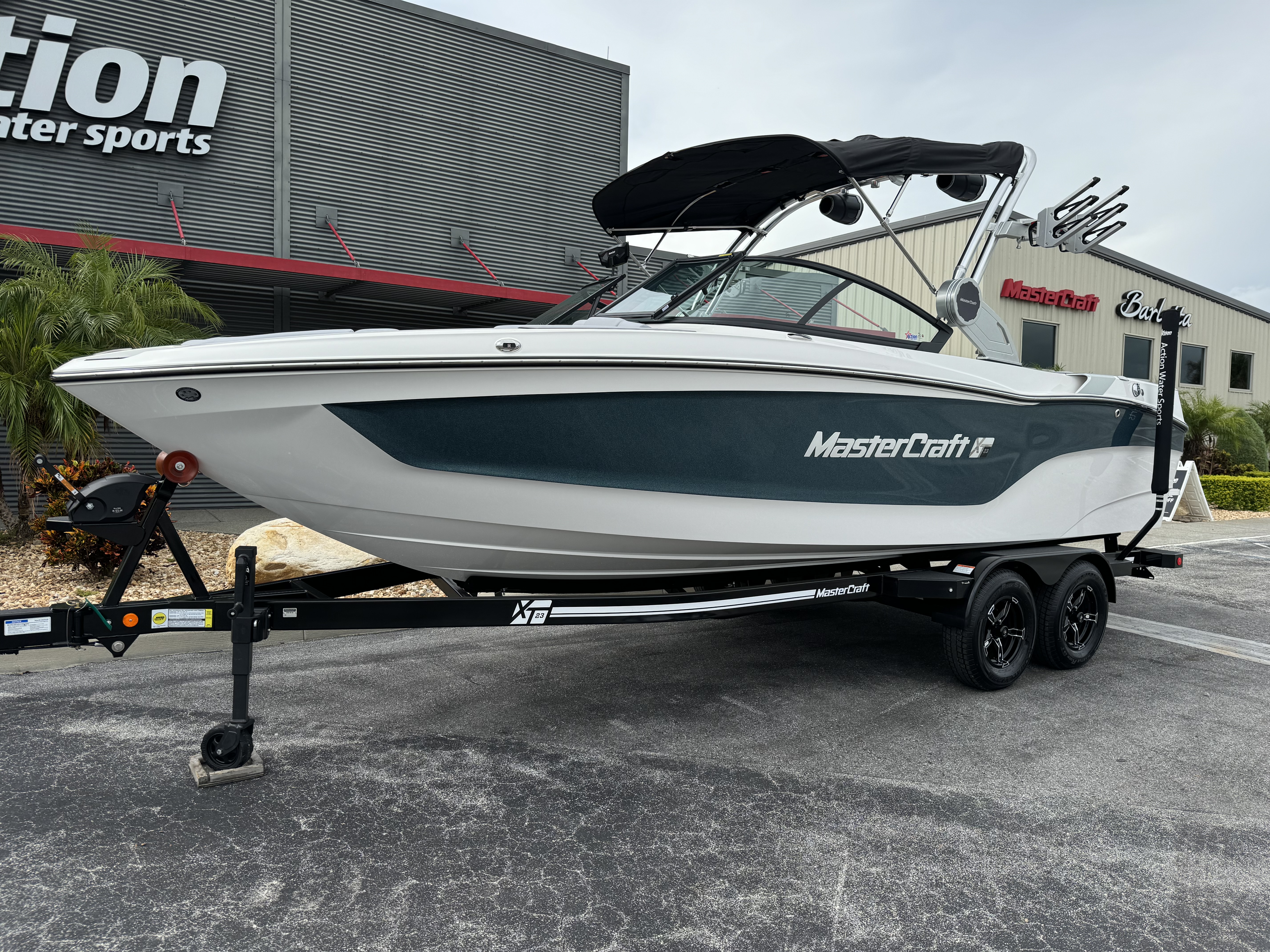 2025 MasterCraft XT23