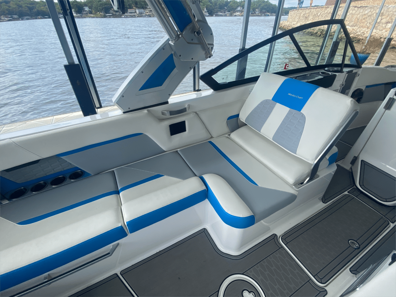 2022 MasterCraft X26