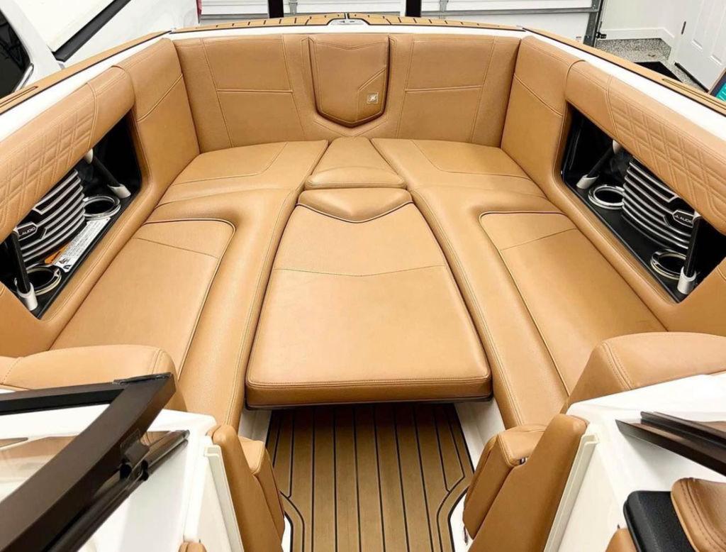 2020 Nautique G25 LOADED