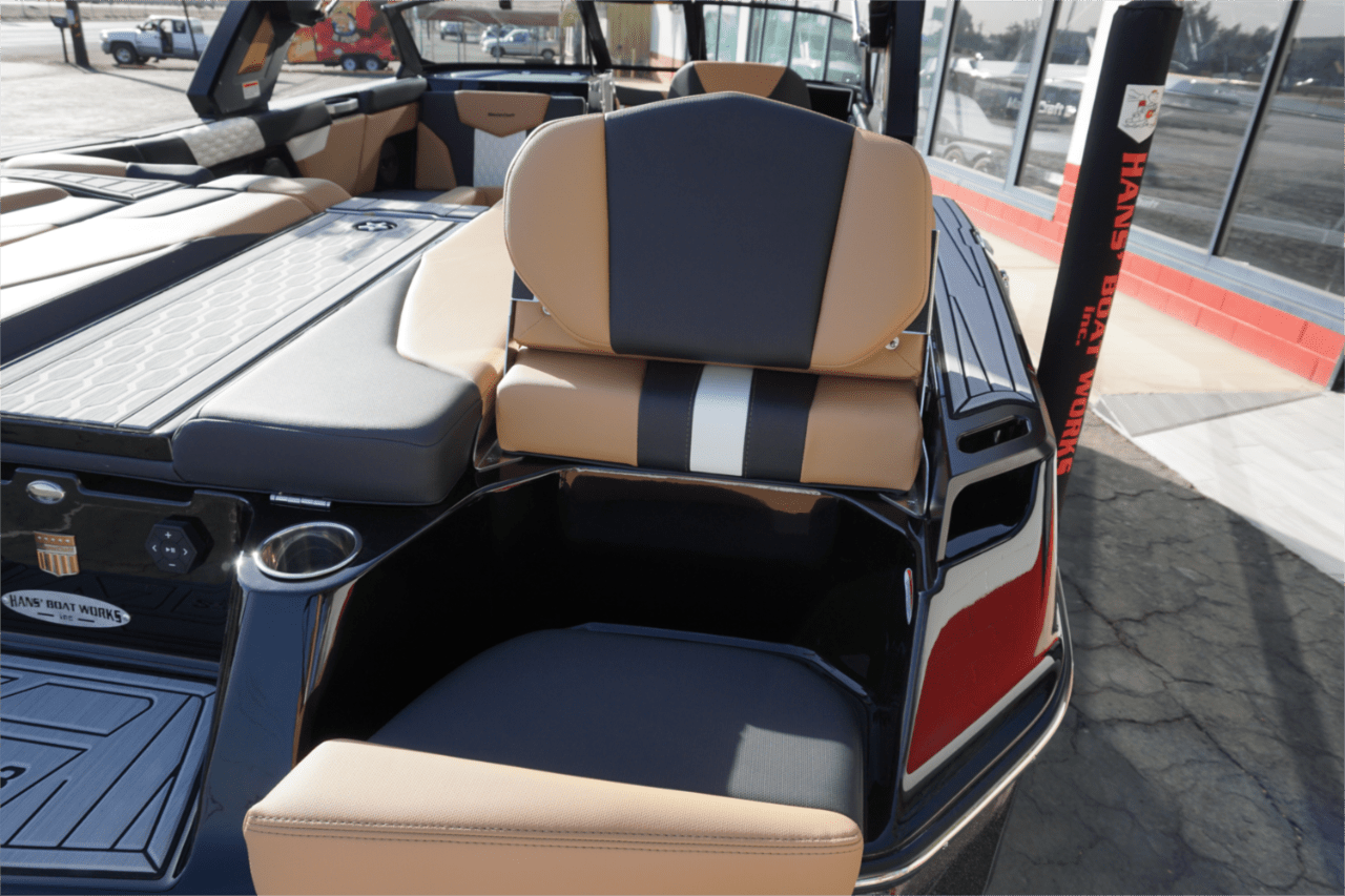 2025 MasterCraft XT23