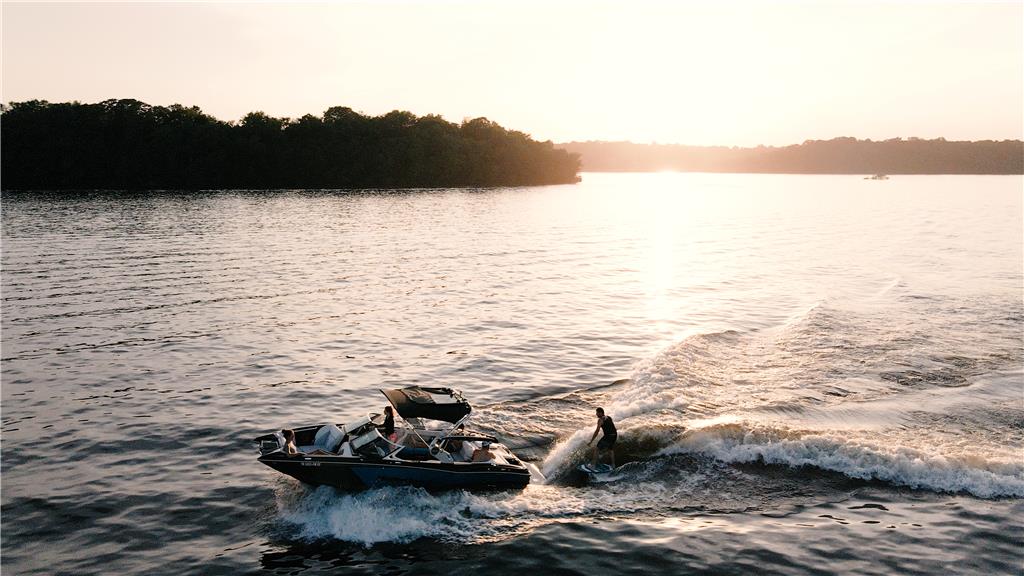 2018 Mastercraft X23 50th Anniversary Edition – Pristine &amp; Loaded