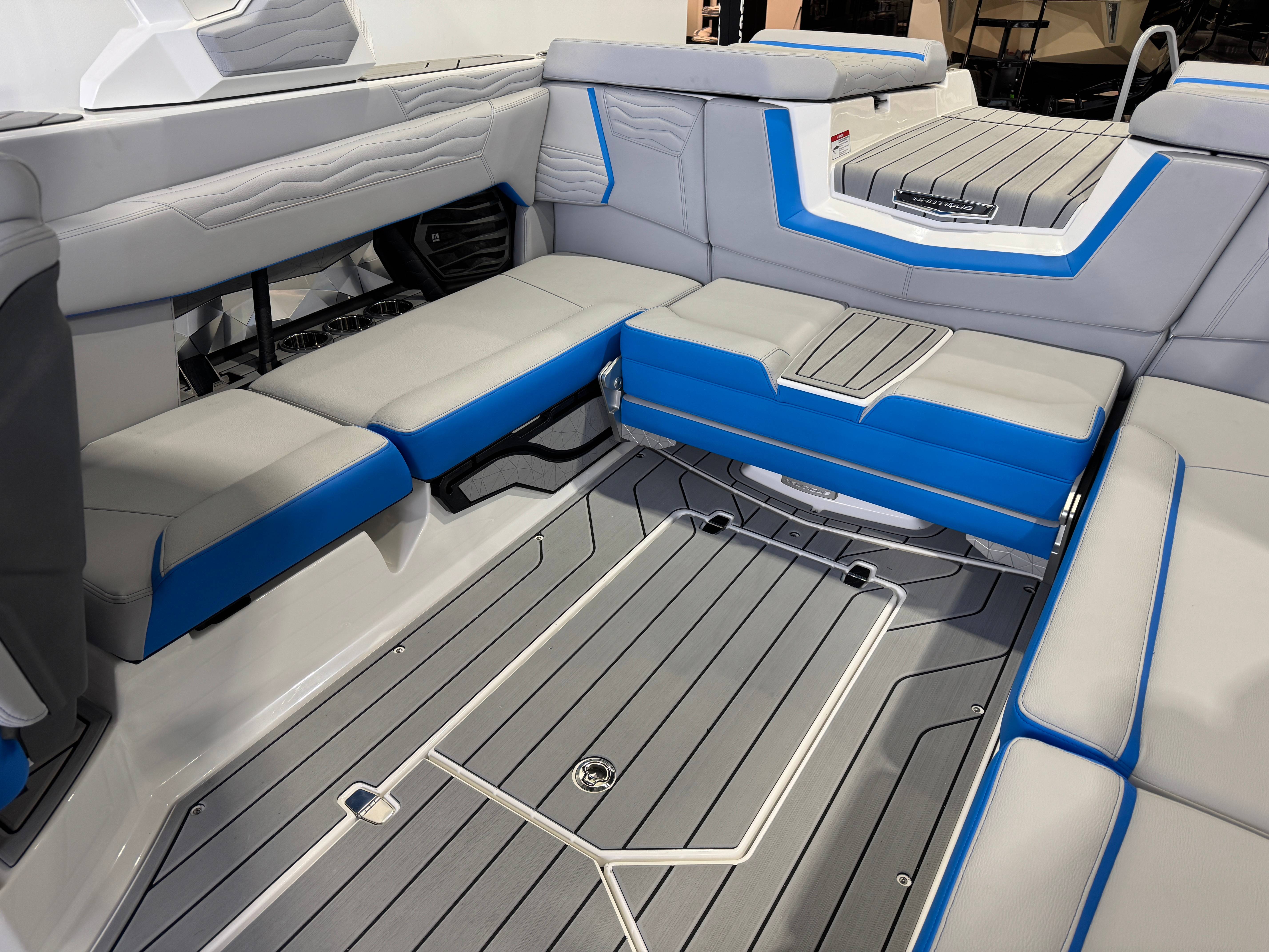 2025 Nautique Super Air Nautique G23