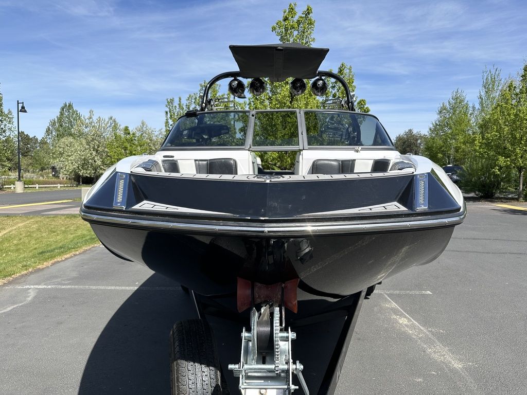 2015 Nautique G23