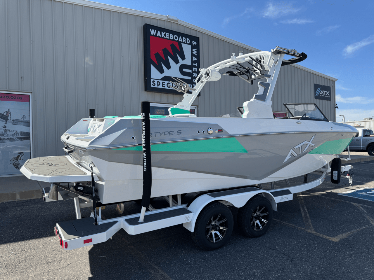 boat.Title