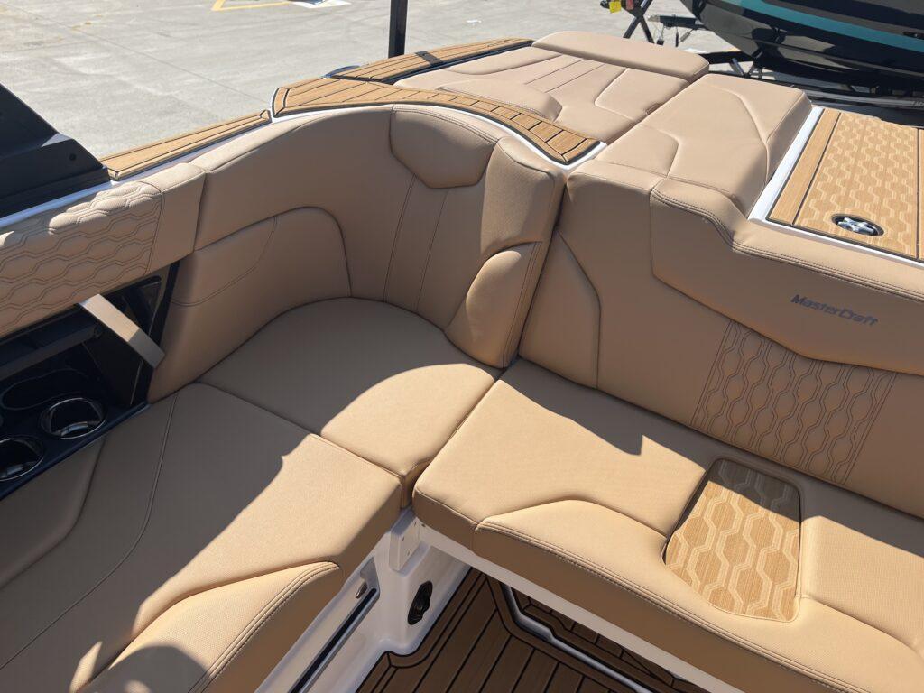 2025 MasterCraft XT20