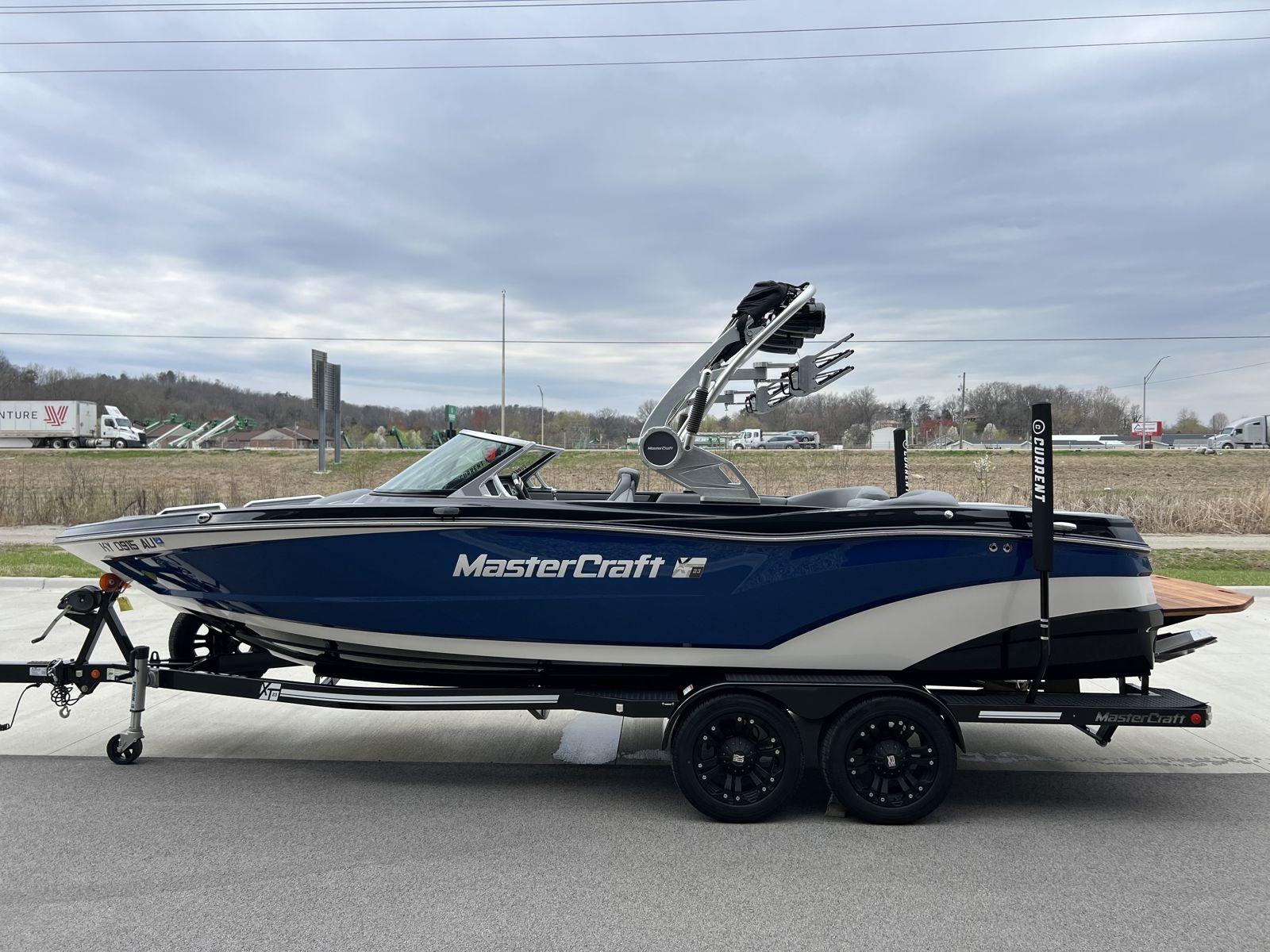 2019 MasterCraft XT23