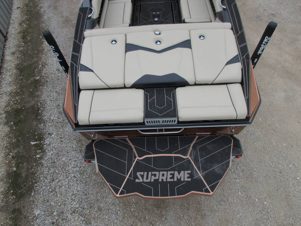 2022 Supreme S240