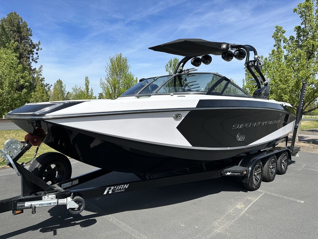 2015 Nautique G23