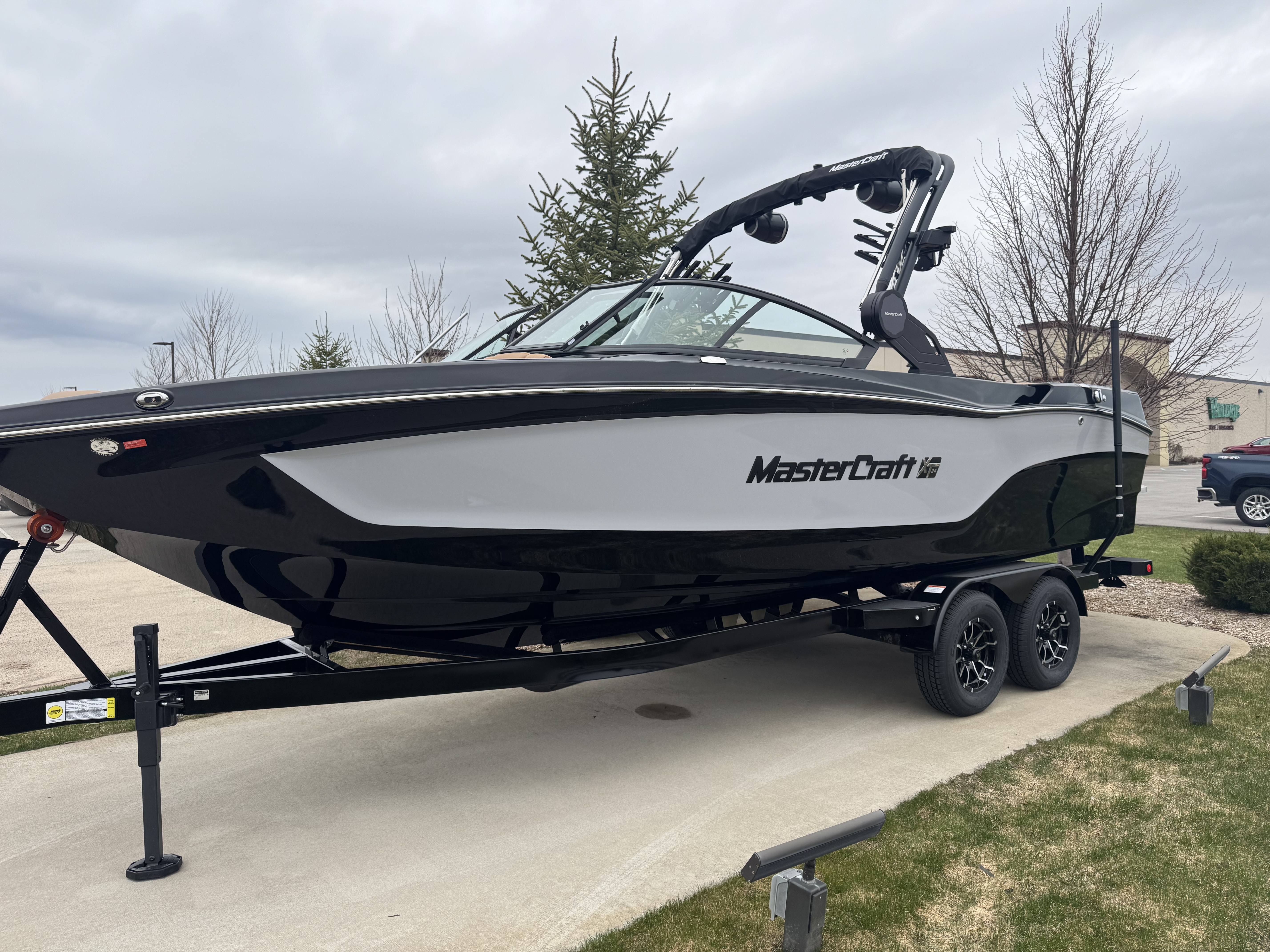 2025 MasterCraft XT24