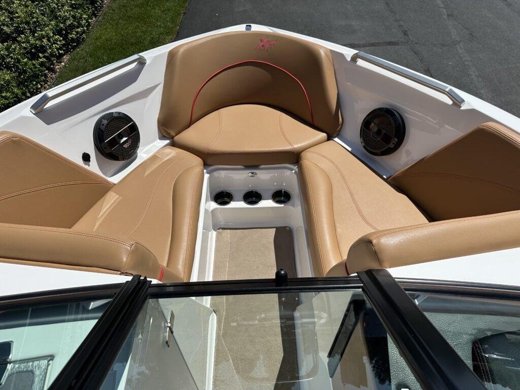 2019 MasterCraft XT21