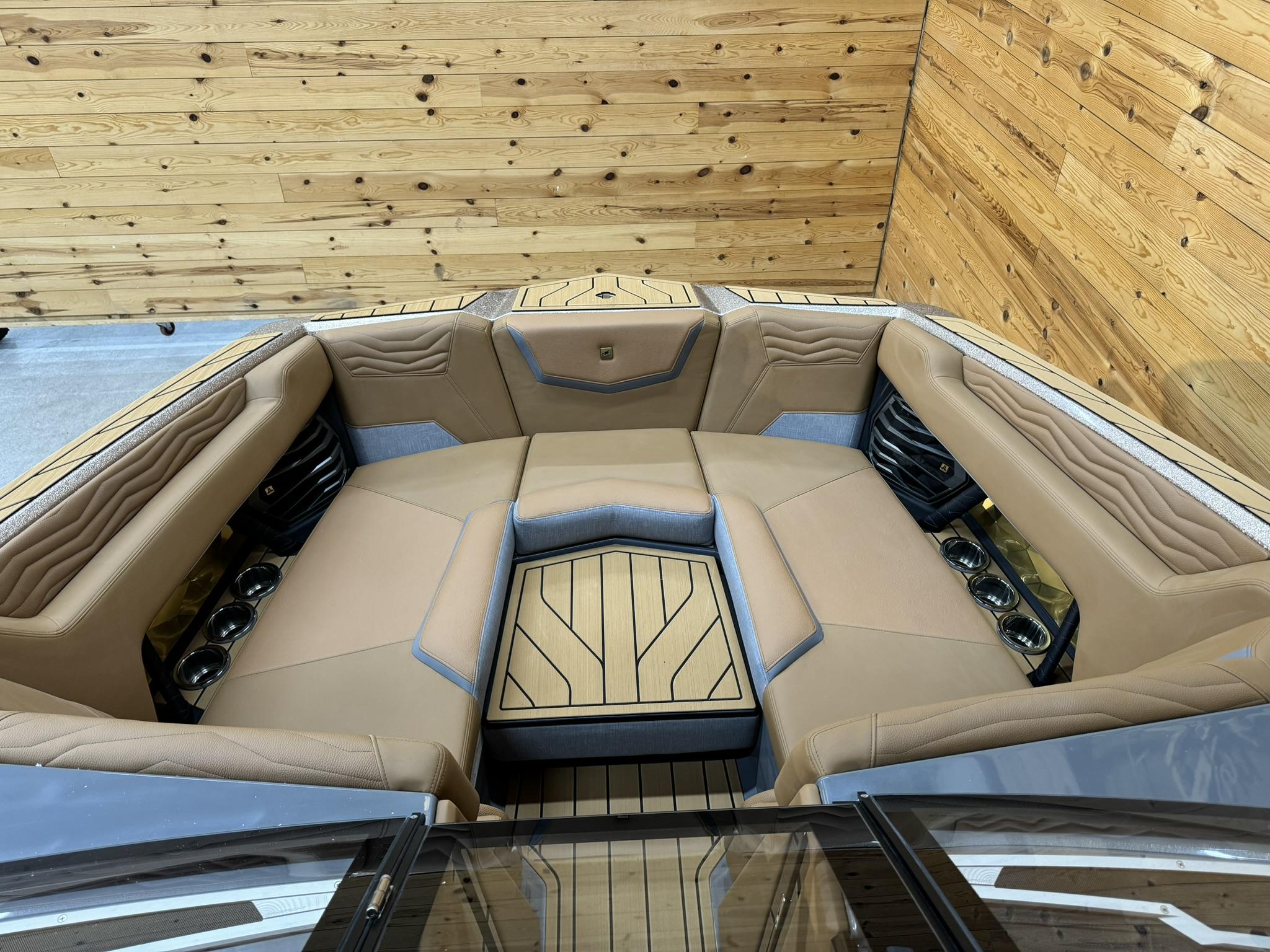 2025 Nautique G23 Icon