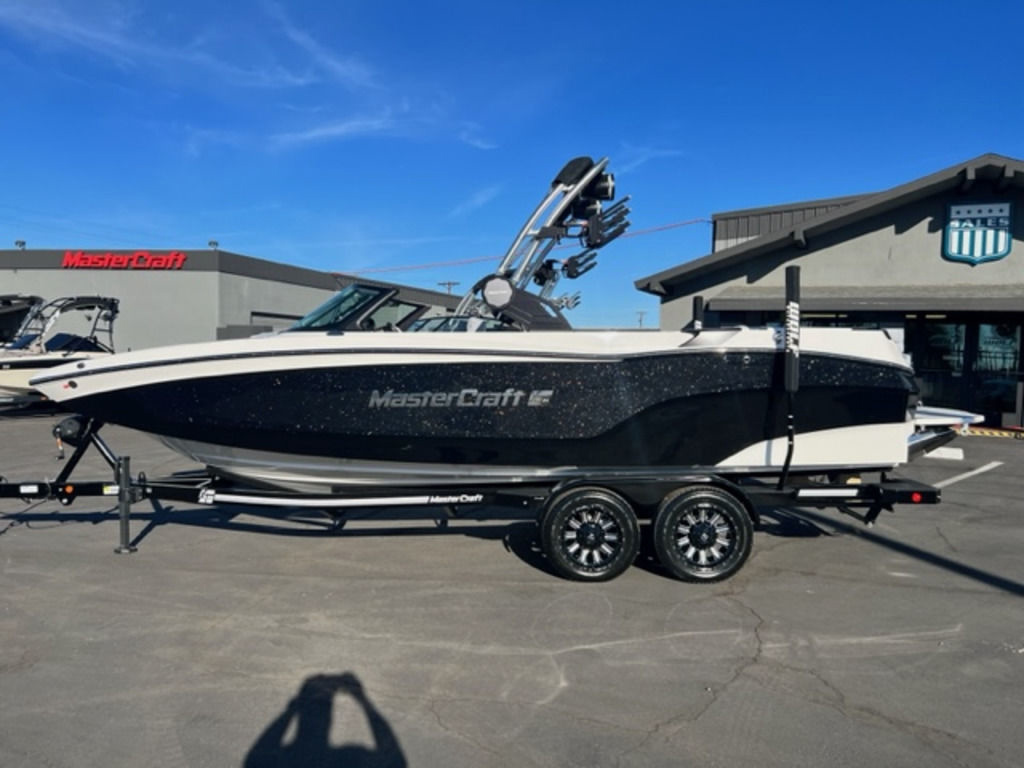 boat.Title