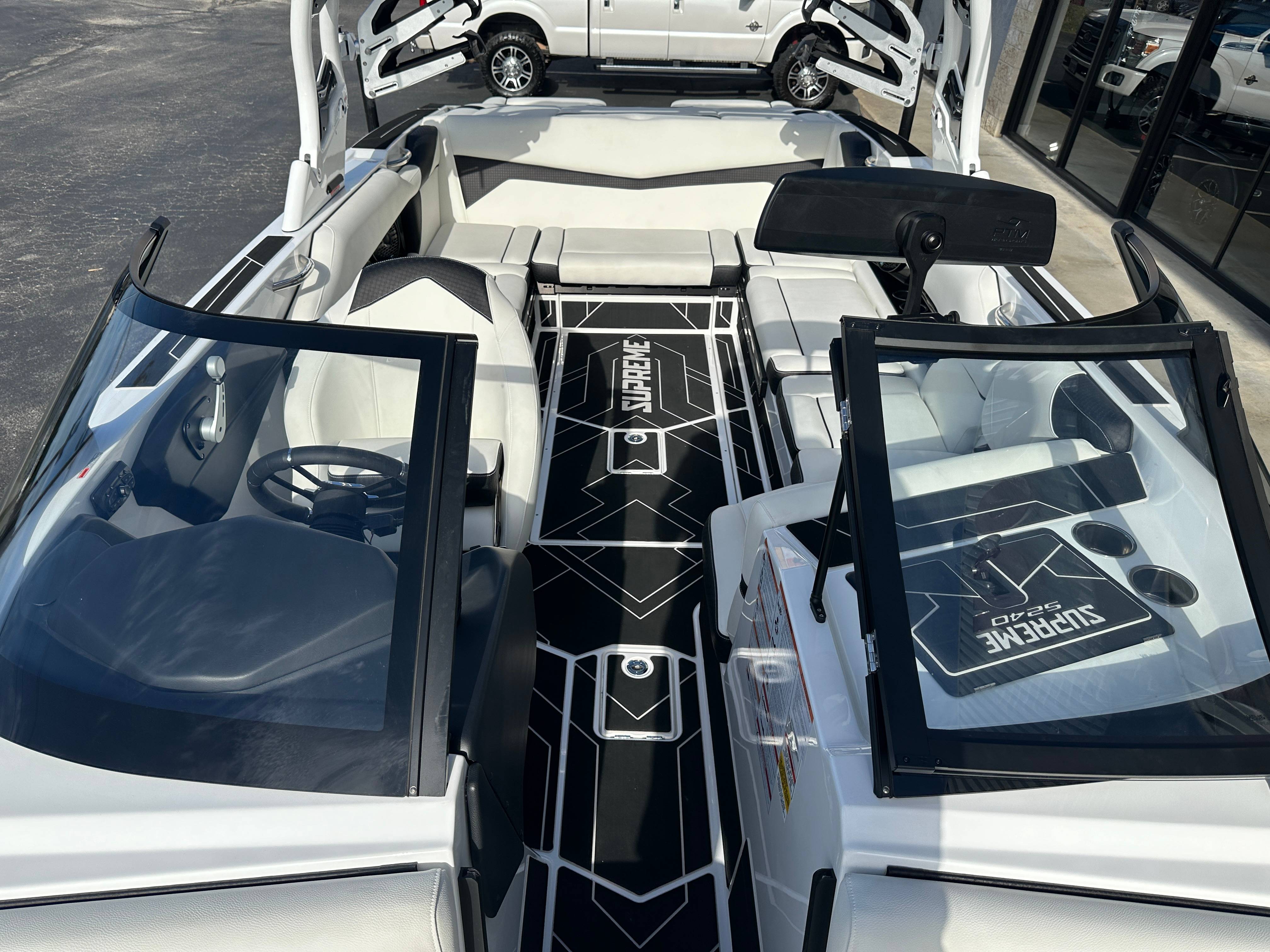 2024 Supreme S240