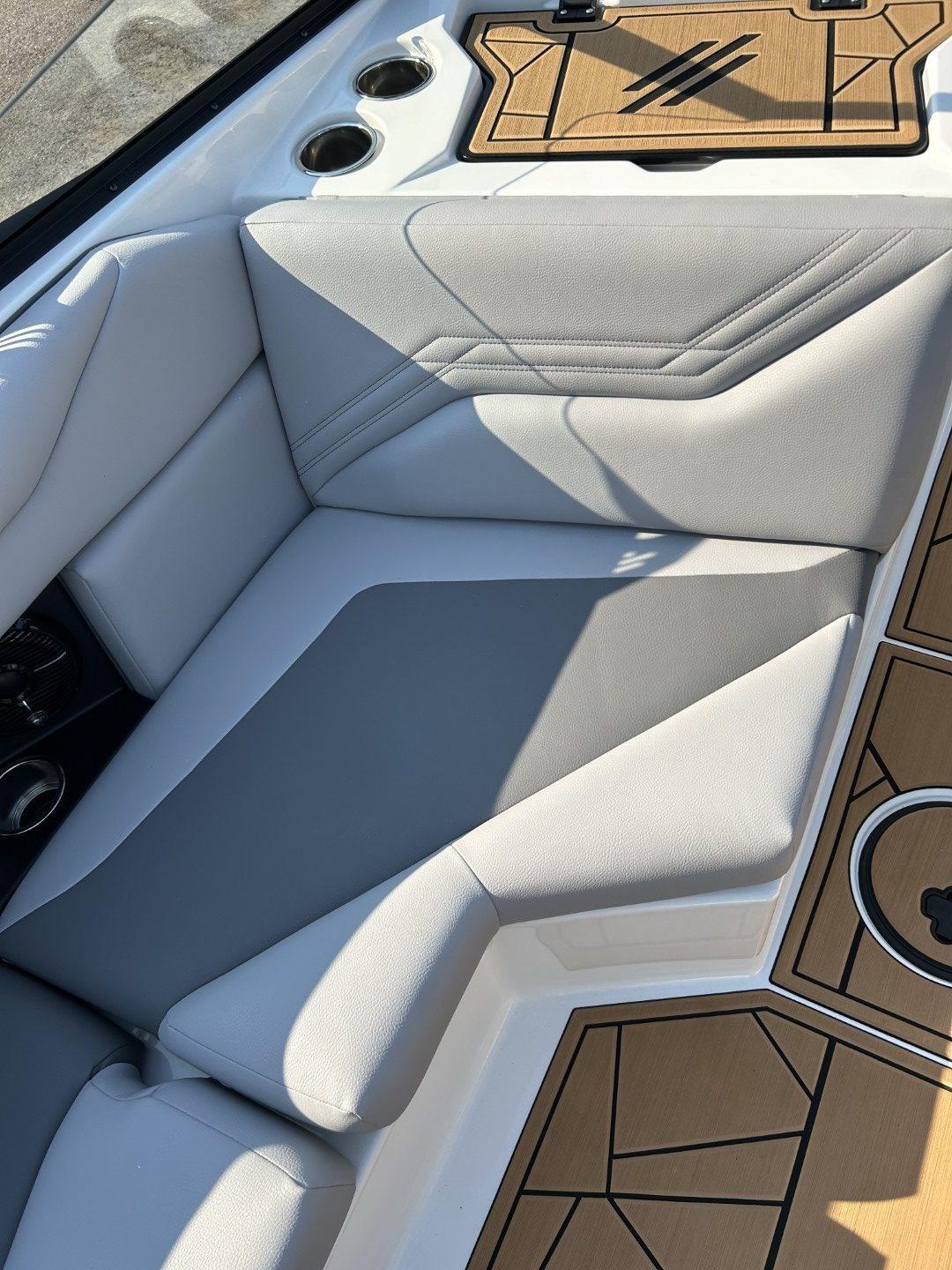 2025 ATX 22 Type S