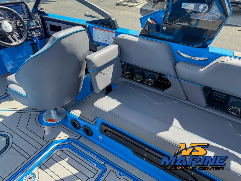 2022 MOOMBA Makai