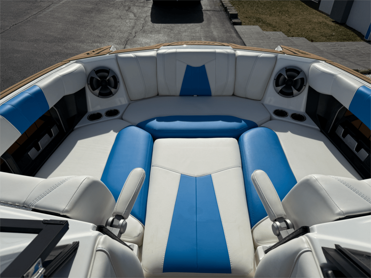 2021 Malibu Wakesetter 24 MXZ