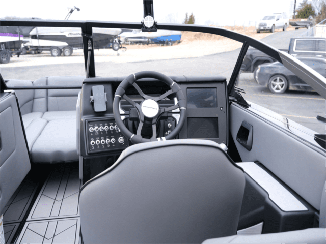 Brand Ne2024 Moomba Craz BLACK &amp; SILVER METAL FLAKE CLEARANCE PRICING WITH MAX DISCOUNTS