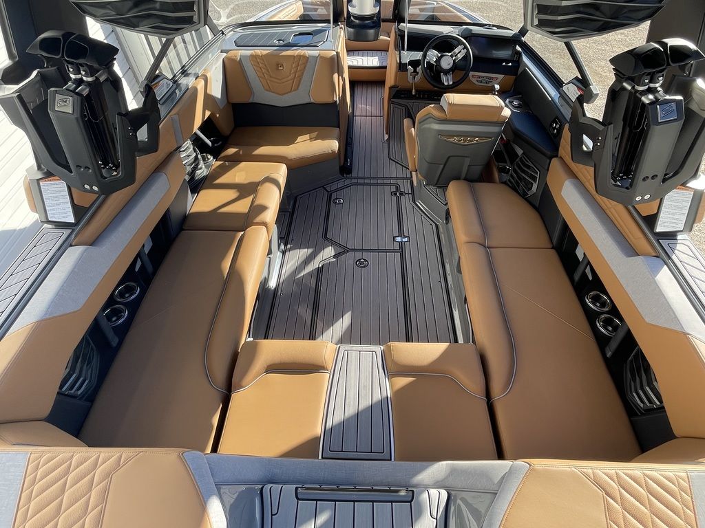 2024 Nautique Super Air Nautique G23